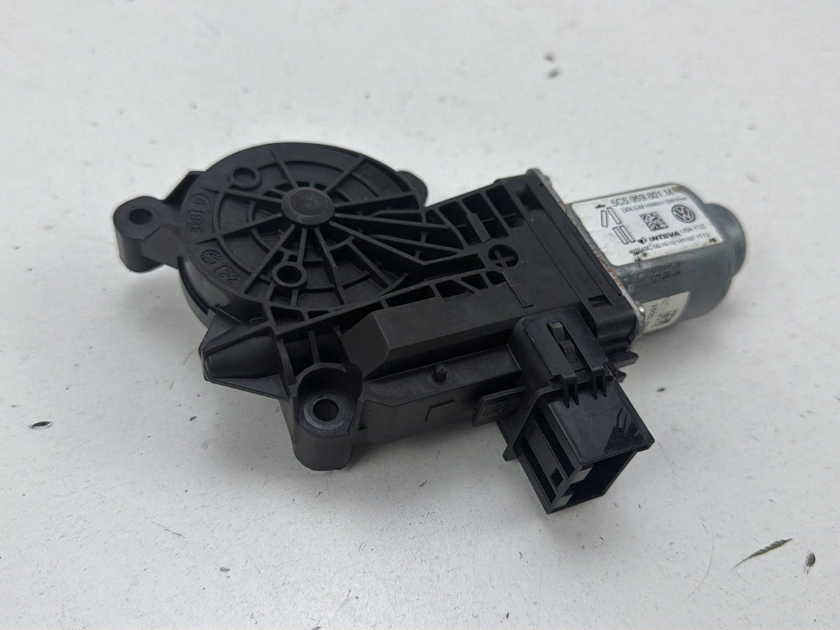 2012-2019 -Volkswagen Beetle Front Left Driver Side Window Motor 5C5959801M OEM