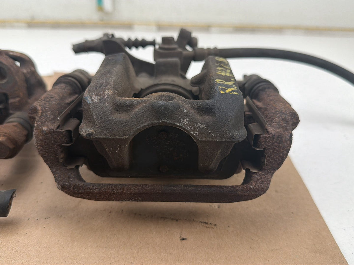2013-2017 Chevrolet Rear Set Left and Right SonicBrake Calipers 13300883 OEM