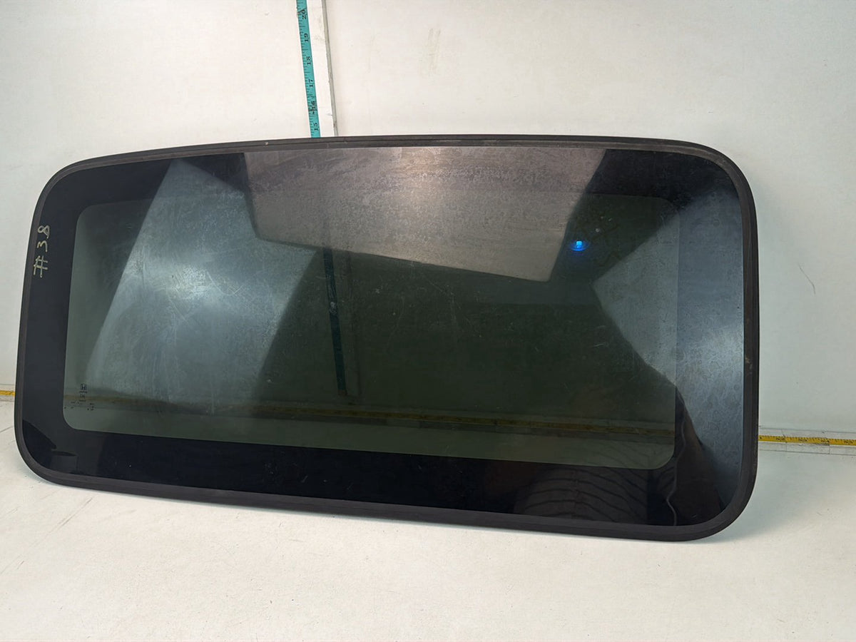 2005-2010 Honda Odyssey - Sun Roof Sunroof Window Glass OEM