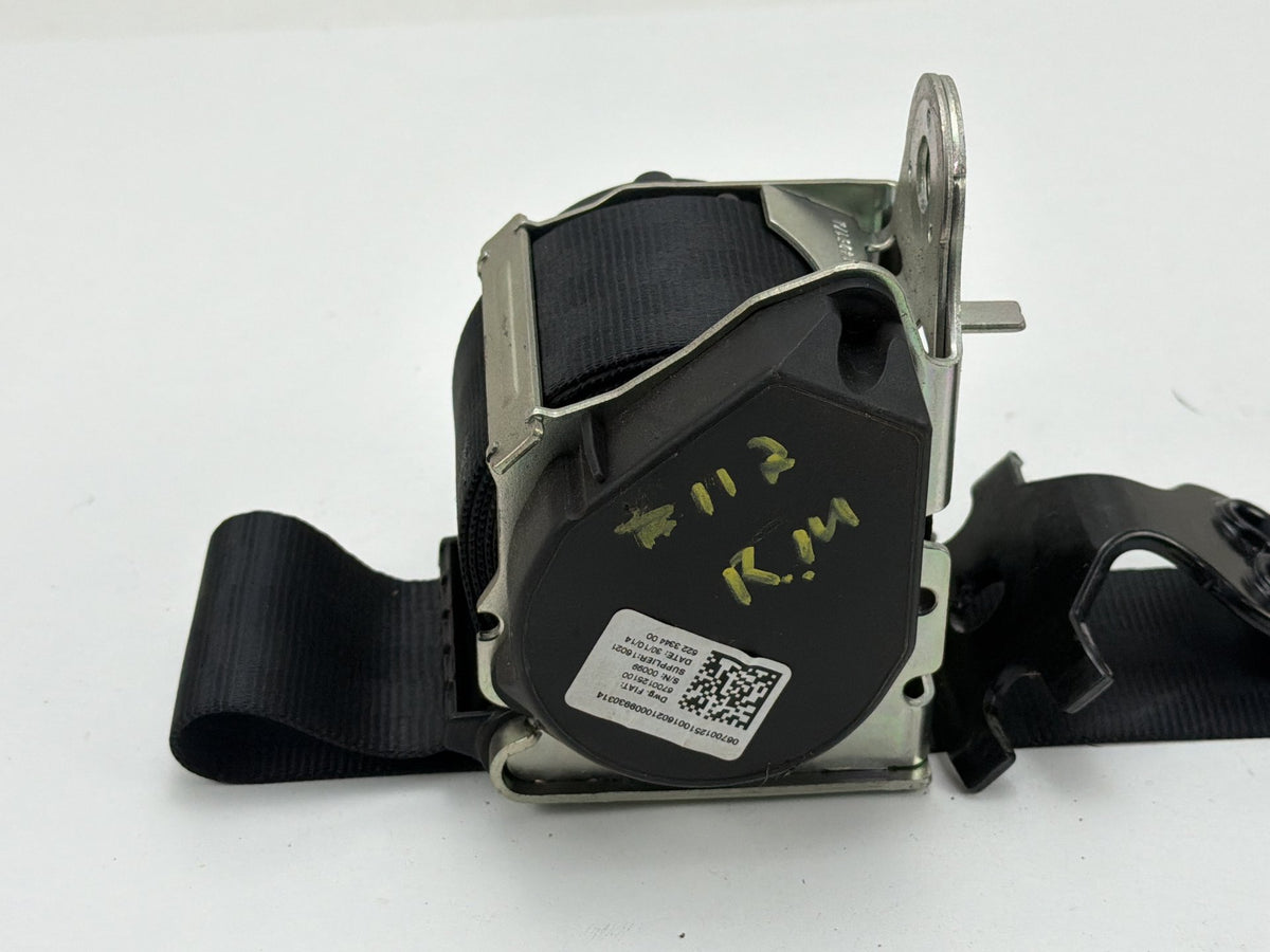 2014-2021 Maserati Quattroporte Rear Middle Seat Belt Retractor Assembly OEM