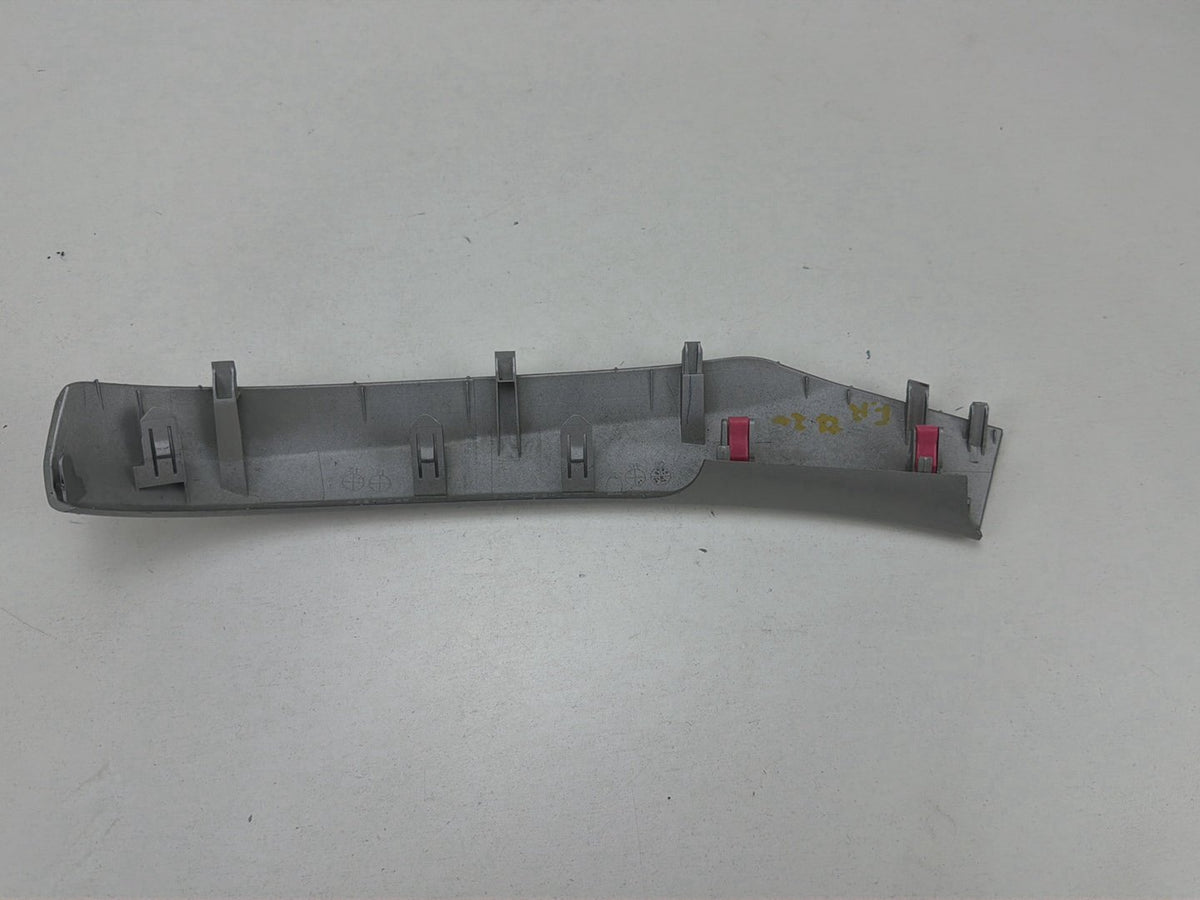 2010-2015 Toyota Prius W30- Front RH Door Pull Handle Trim Cover 74612-47010 OEM