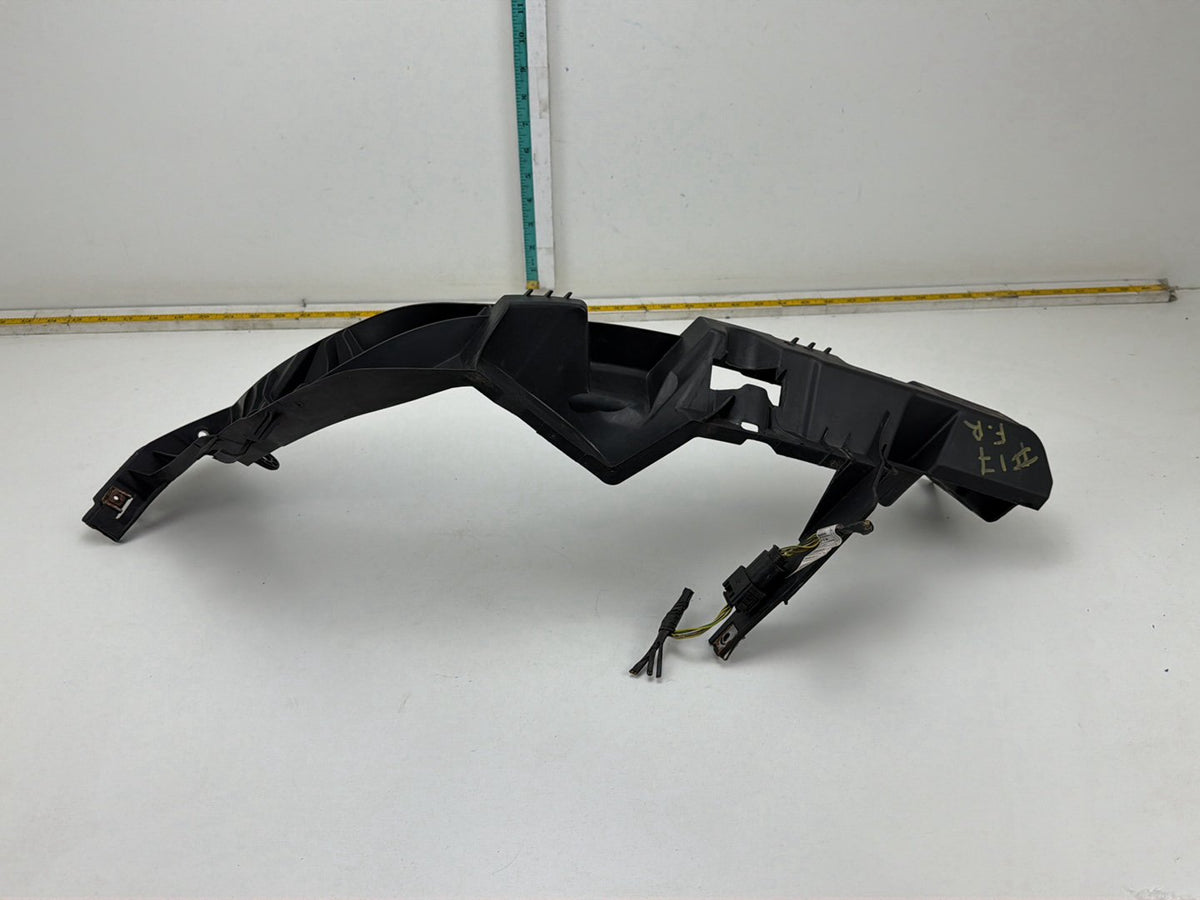 2014 BMW X1 E84 SUV Right Headlight Mount Bracket 2990180 OEM