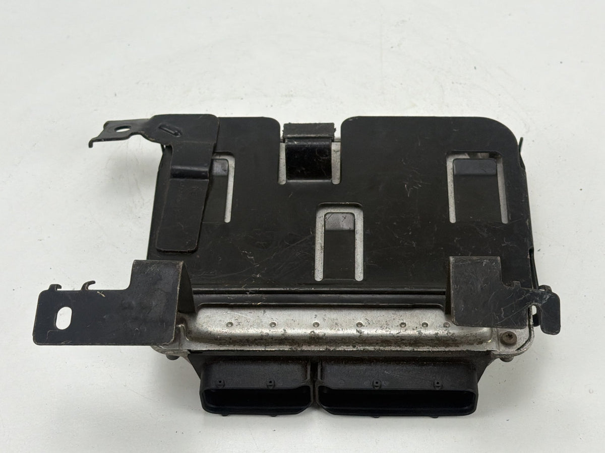 2002-2003 Volkswagen Jetta Engine Computer/ ECU Control Module 06A906032FR OEM
