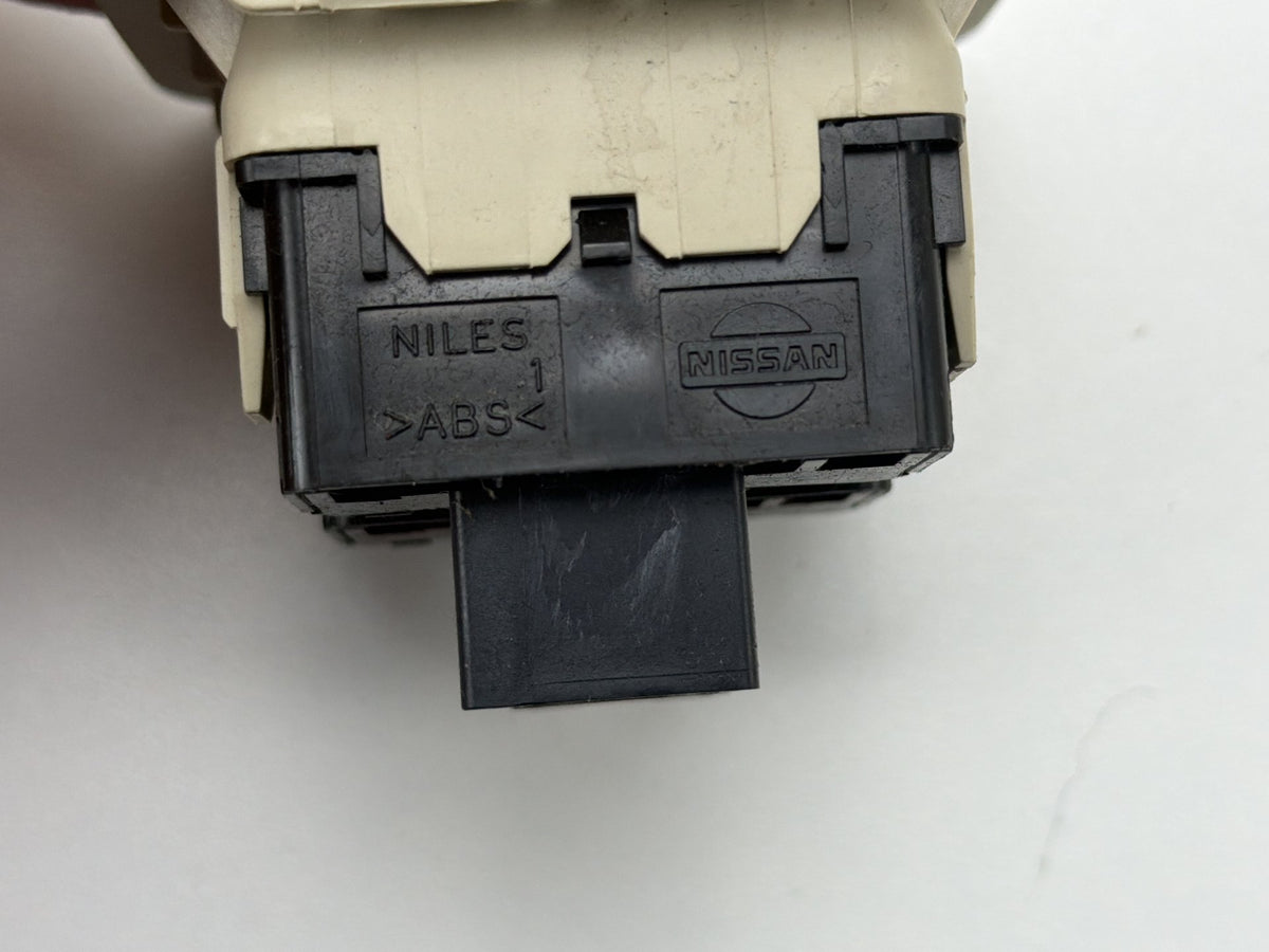 2011-2017 Infiniti QX56 - Rear Seat Control Switch OEM