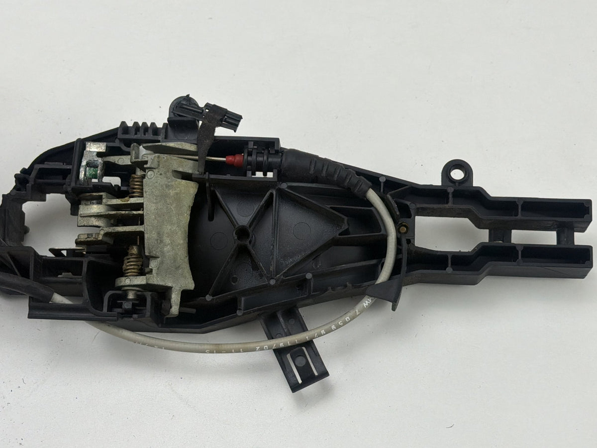2009-2013 BMW 335i xDrive Front Right Side Door Lock Latch Actuator OEM