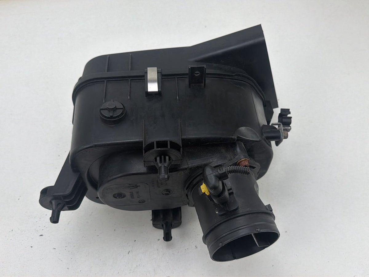 2014-2017 Maserati Ghibli Engine Intake Air Cleaner Filter Box Housing OEM