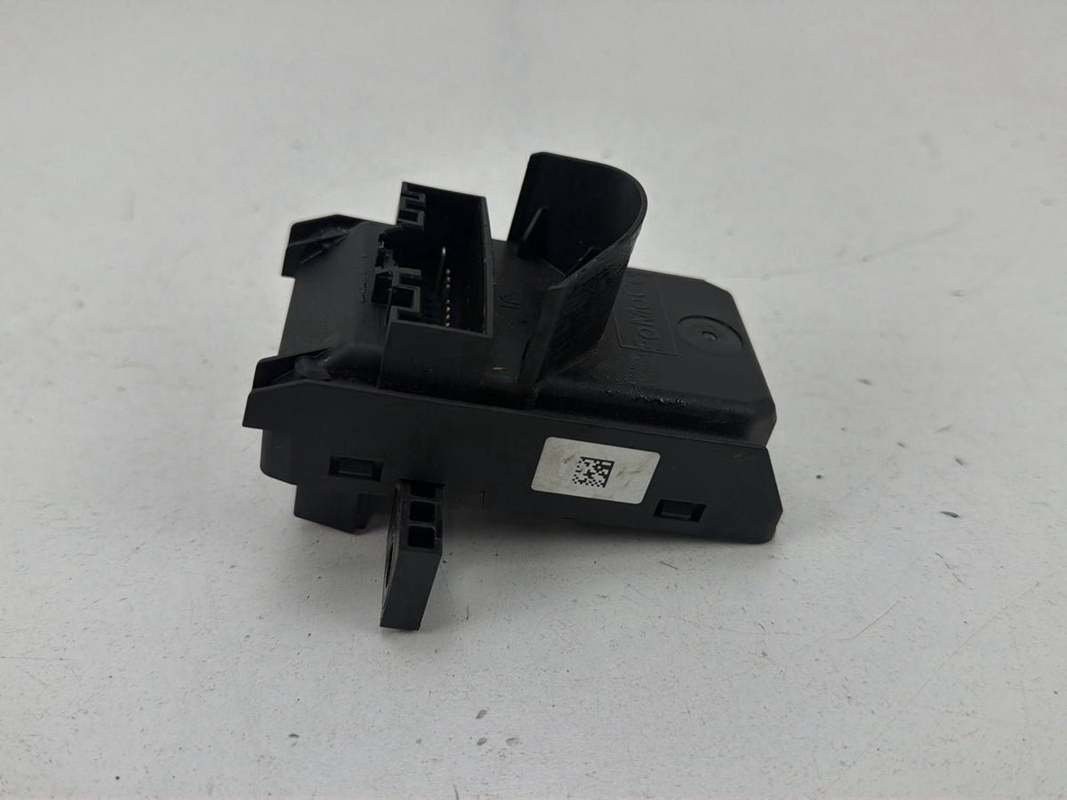 2013-2016 Lincoln MKZ Automatic Smart Data Link Control Module DG9T-14F642-AD OEM