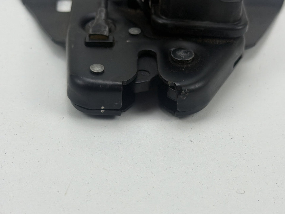 2014-2020 Maserati Quattroporte VI M156 Rear Trunk Lid Lock Latch Actuator OEM