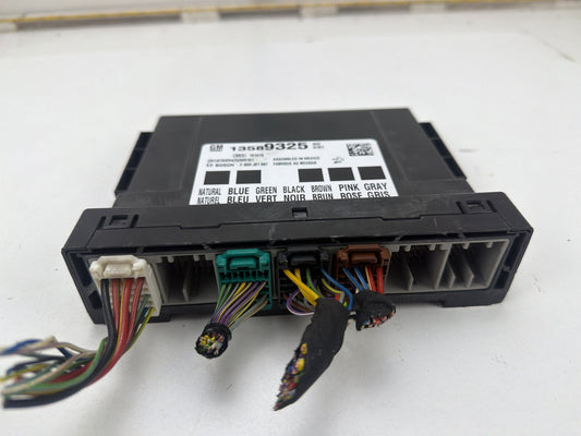 2013-2016 Chevrolet Cruze Body Control Module BCM 13589325 OEM