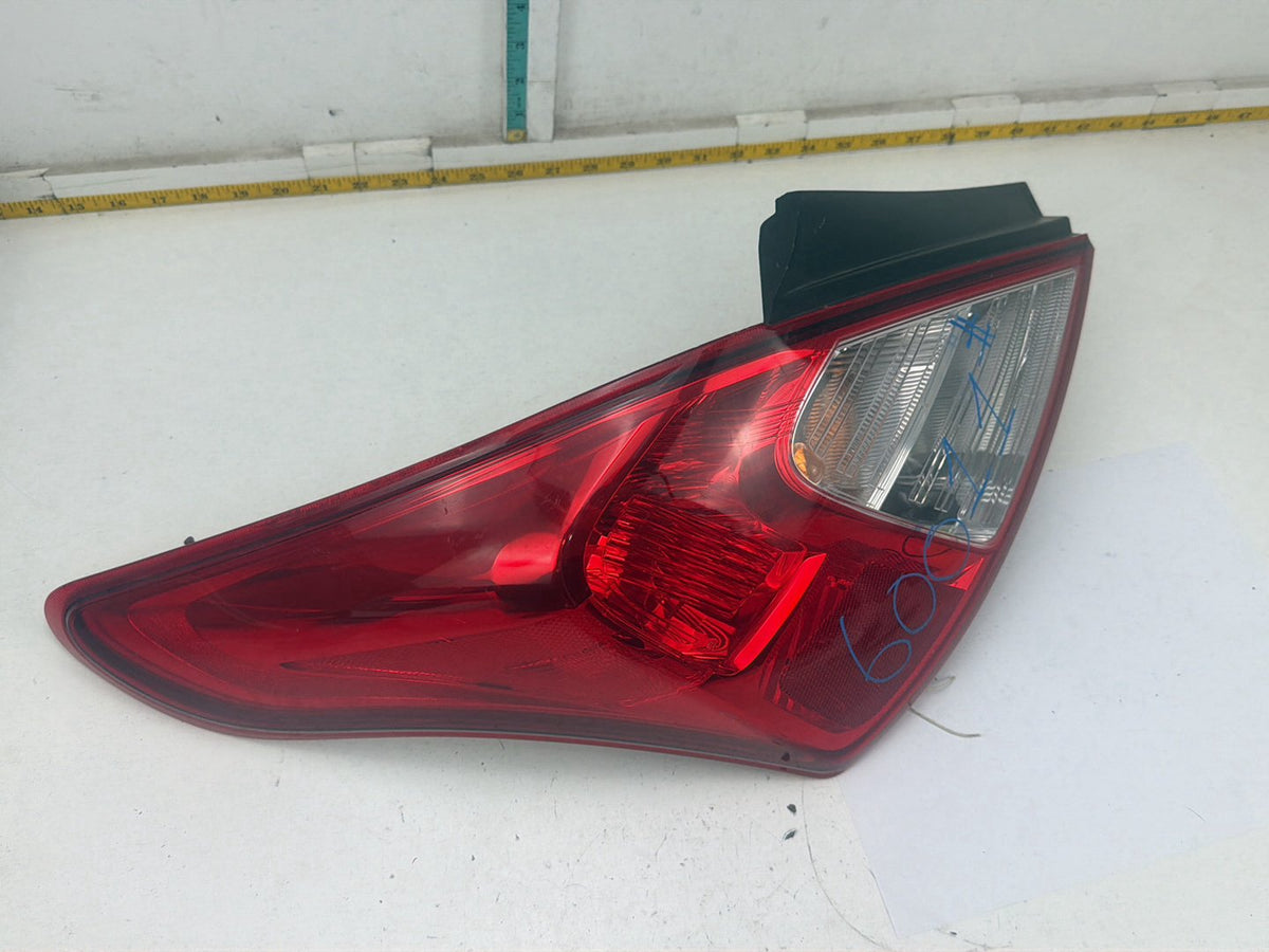 2012-2019 Nissan Versa Rear Left Driver Tail Light 265553AN0A OEM