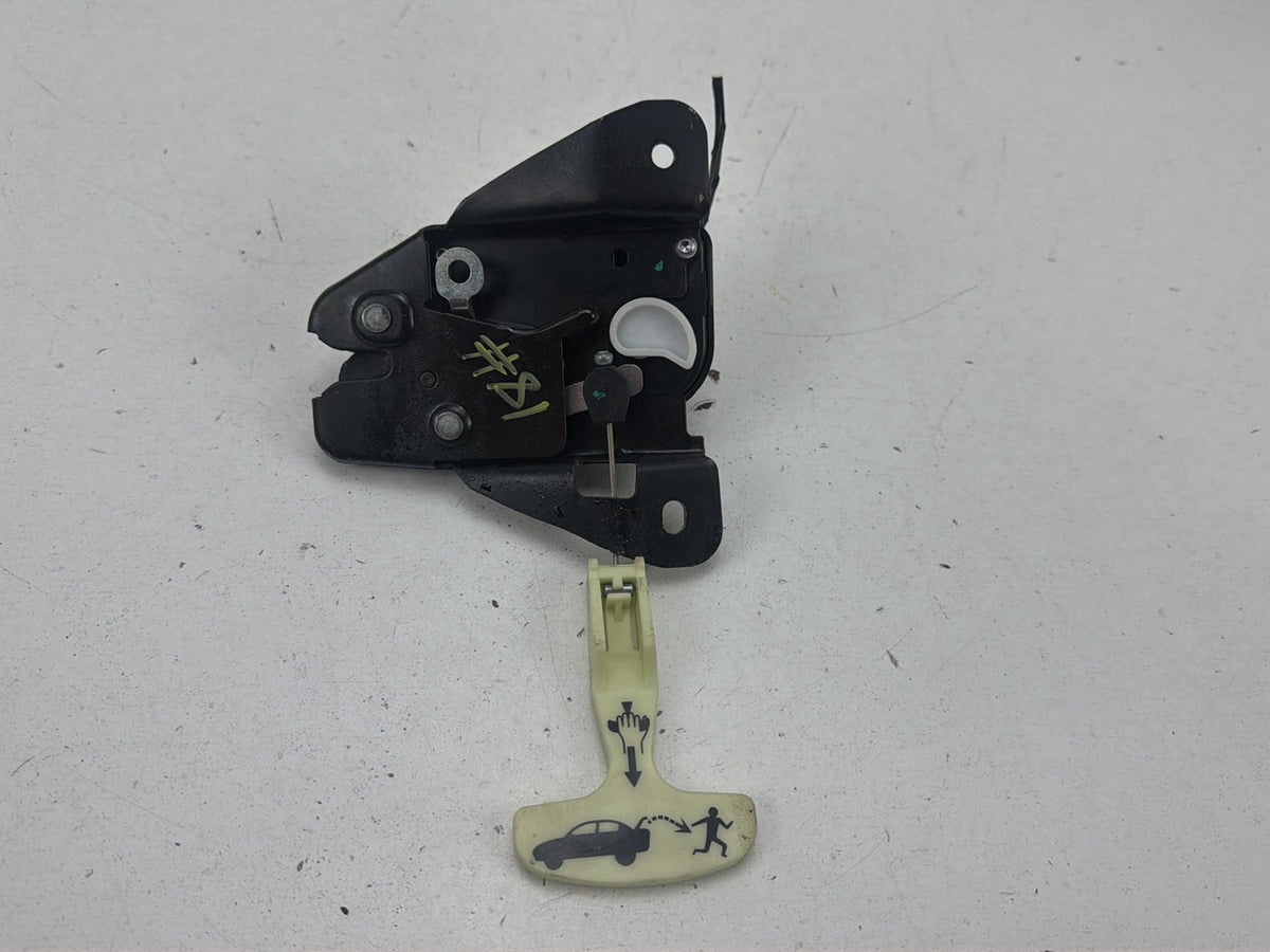 2014-2017 Maserati Ghibli Rear Trunk Lid Latch Lock Actuator w/ Pull Handle OEM
