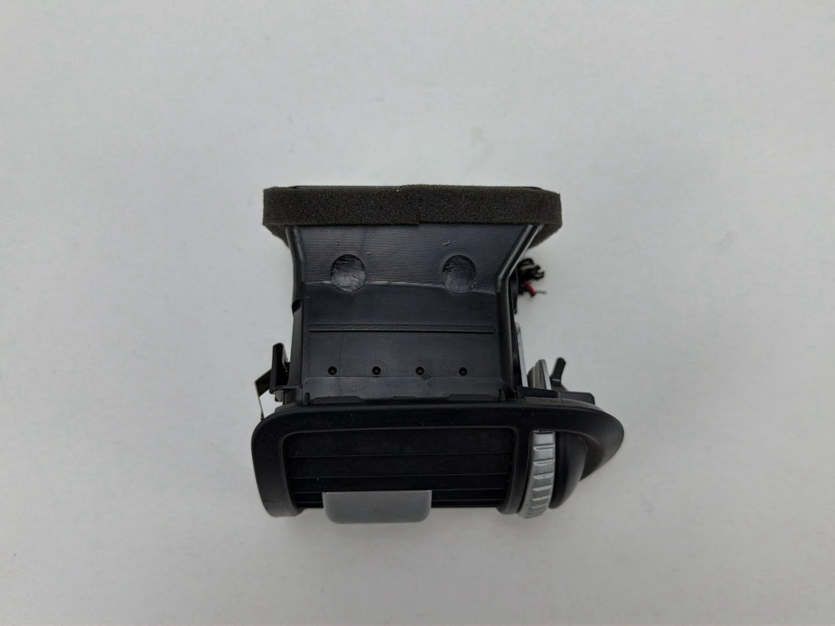 2003-2006 Porsche Cayenne Right Passenger Side Dashboard Air Vent 7L5819704A OEM