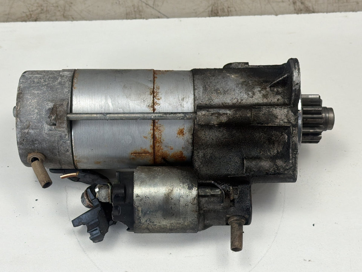 2017-2020 Jaguar F-Pace Engine Starter Motor 12V GX73-11001-BD OEM