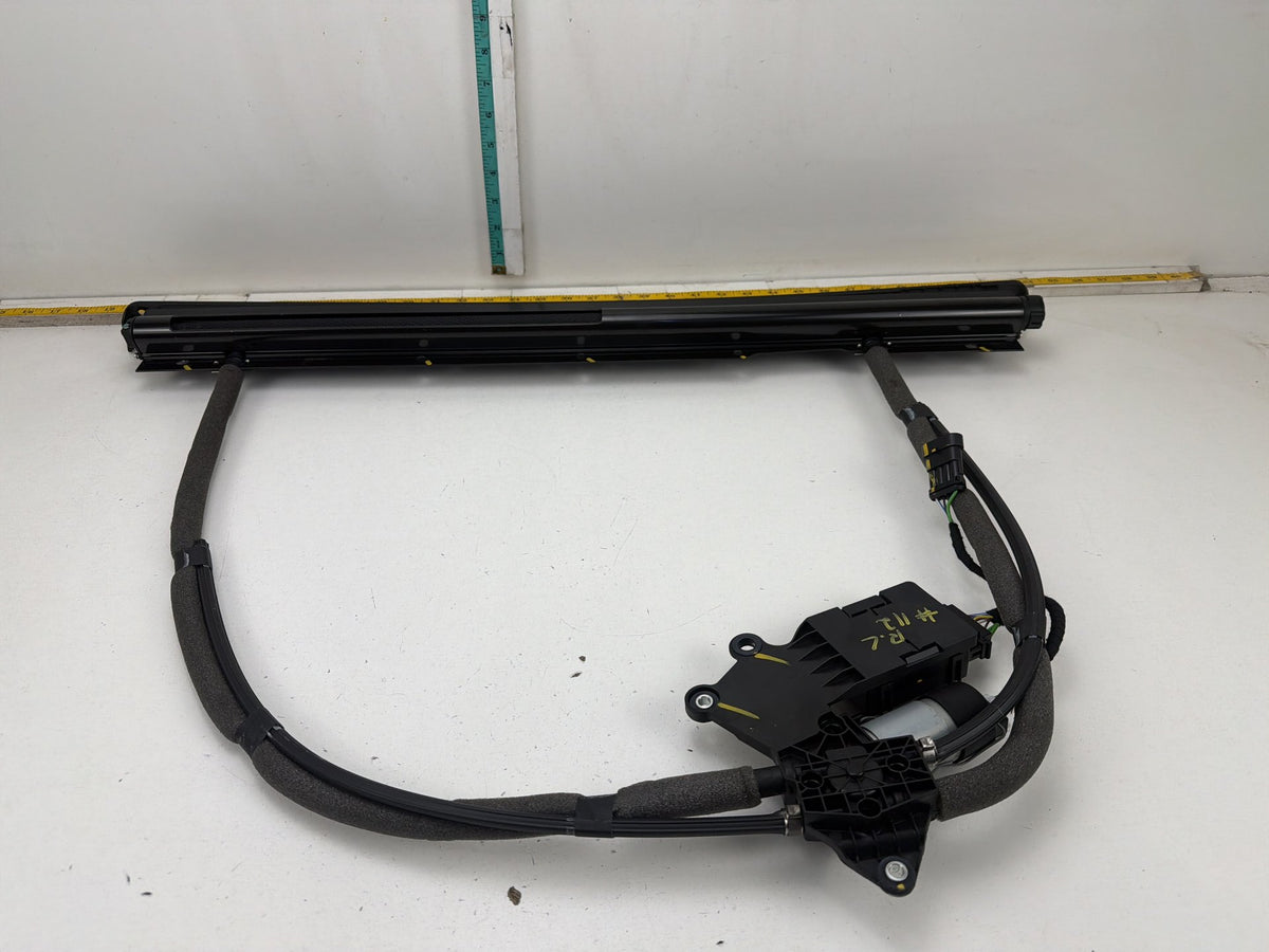 2014-2021 Maserati Quattroporte Rear Left Driver Door Power Sunshade Motor OEM