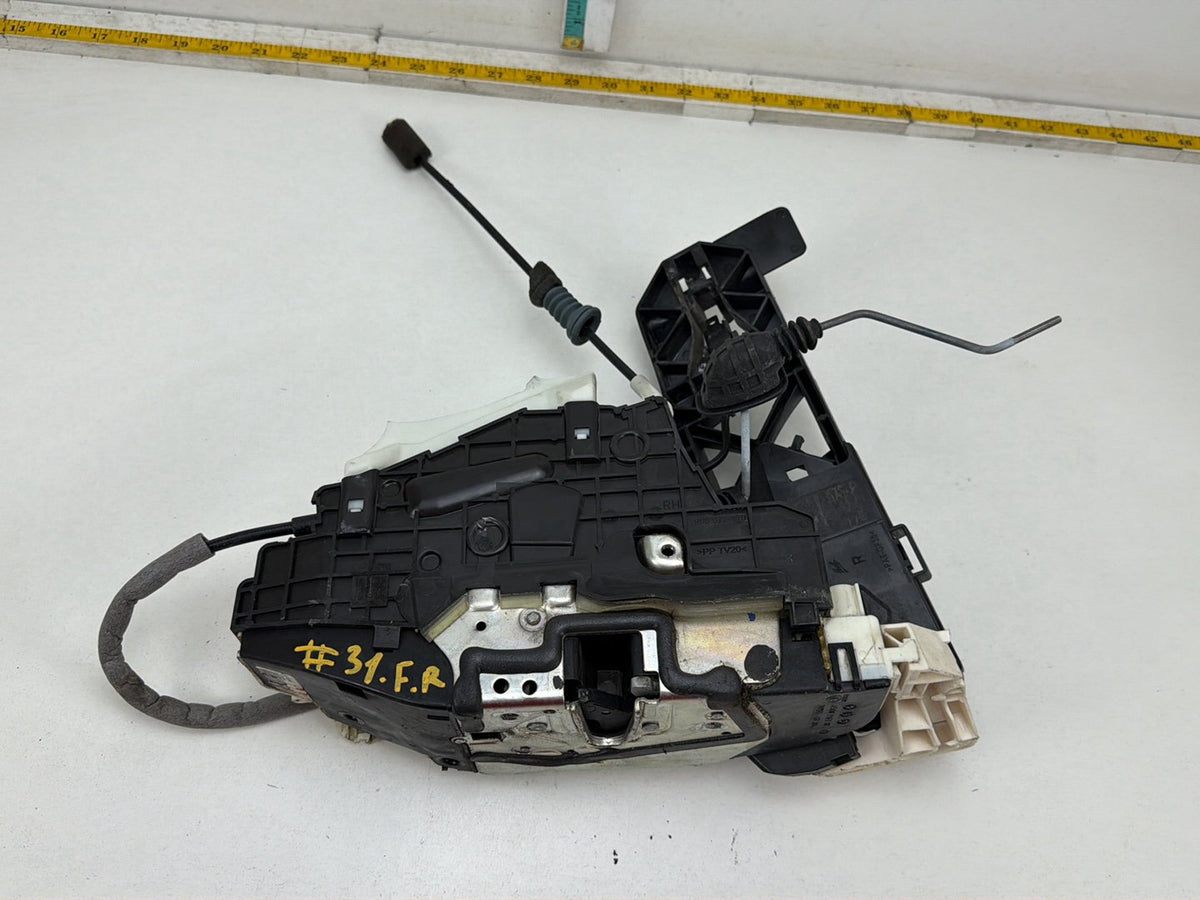 2007-2013 Mercedes-Benz S550 W221-Front Right Side Door Lock Latch Actuator OEM