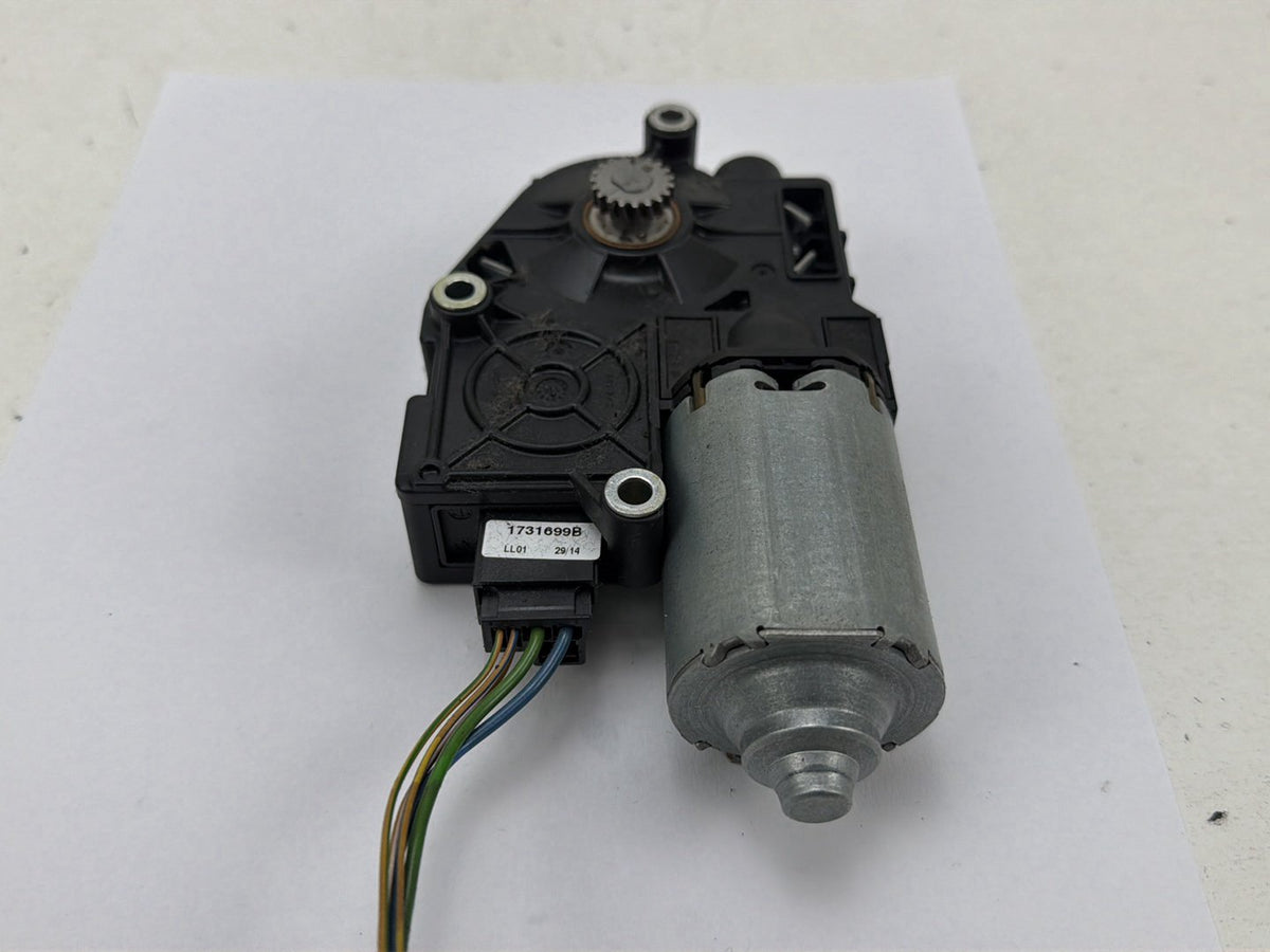 2013-2017 BMW X3 F25 Sunroof Moonroof Motor 1717822 C OEM