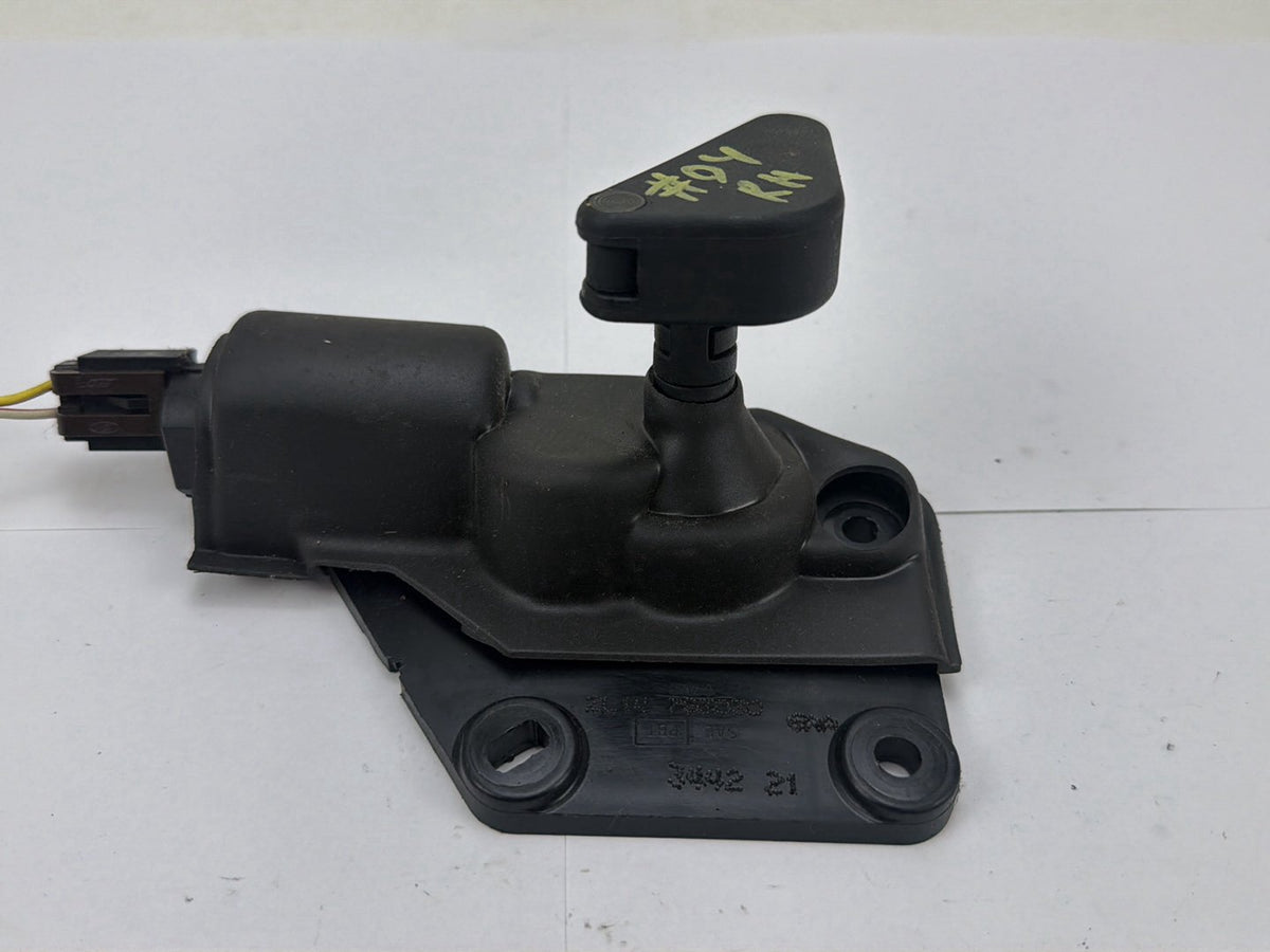1998-2017 Lincoln Navigator Rear Right Passenger Side Quarter Window Motor OEM
