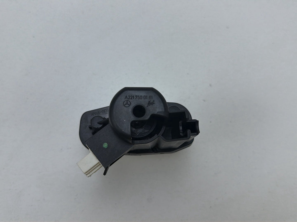 2007-2013 Mercedes-Benz S-Class 550 W221 Trunk Lid Lock Actuator PN: A2217500161 OEM