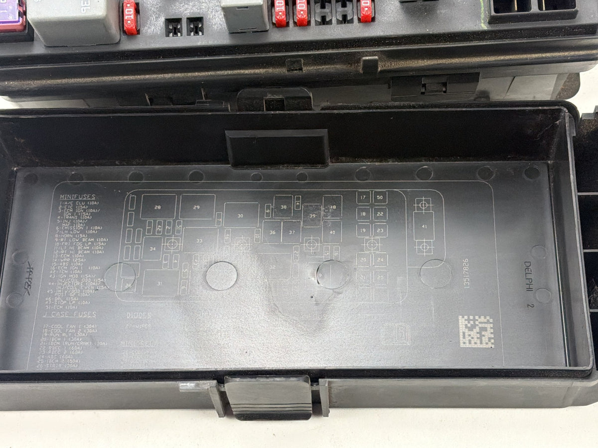 2005-2010 Pontiac G6 Under Hood Fuse Box Cover Lid Relay 13517826 OEM
