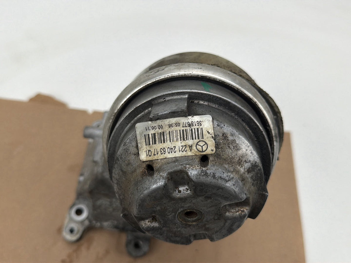 2007-2013 Mercedes-Benz S-Class W221 S550 Right Engine Mount A2212406317 OEM