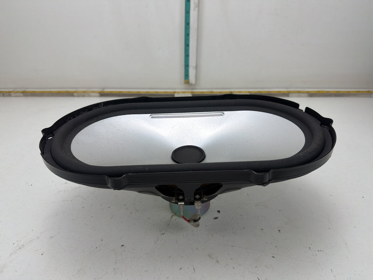 2006-2012 Land Rover Range Rover L322 Rear Subwoofer Speaker XQA500110 OEM