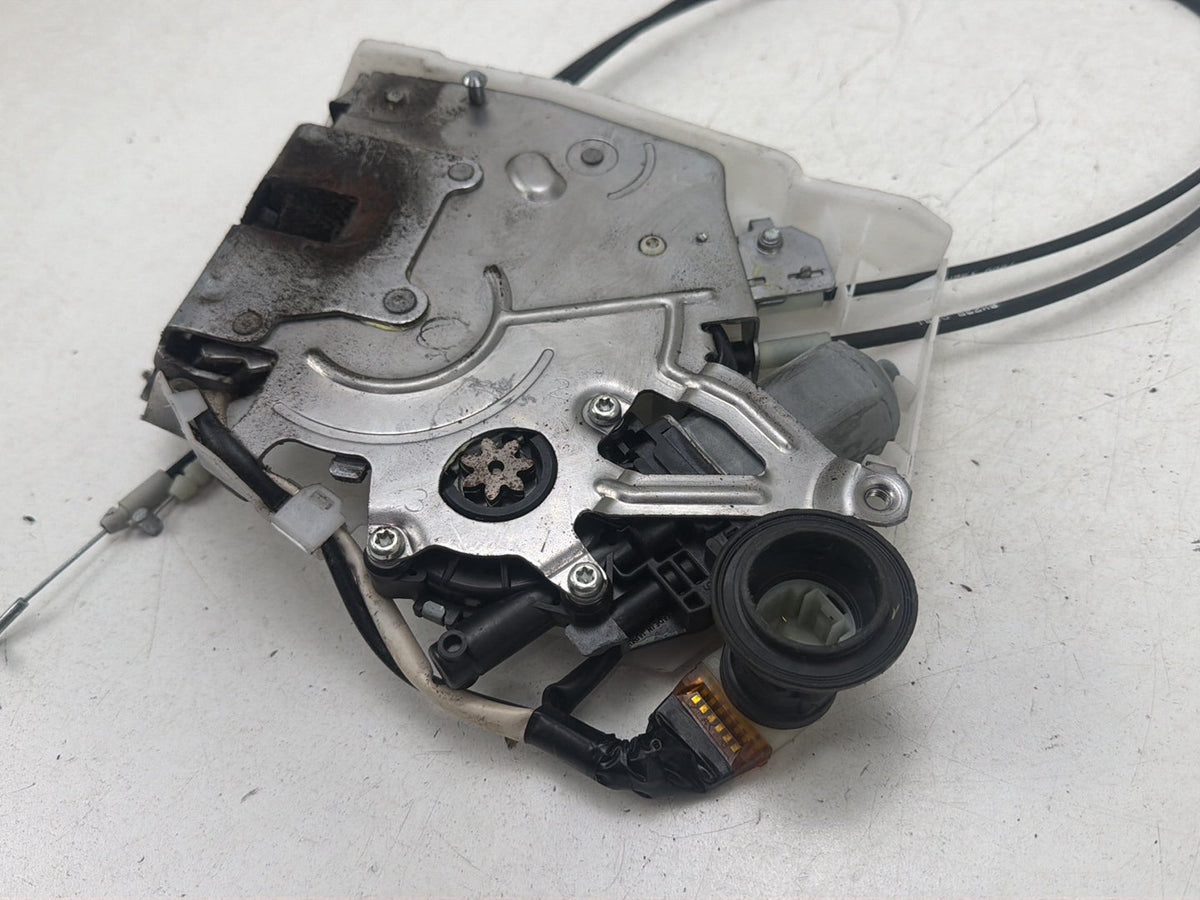 2015 - 2020 Toyota Sienna L30 - Rear Left Sliding Door Lock Latch Actuator OEM