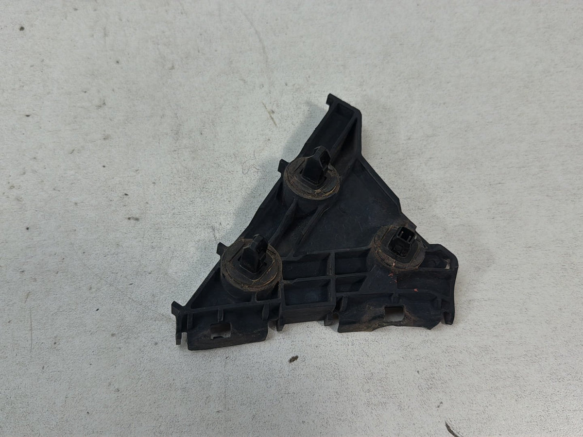 2007-2011 Toyota Camry Rear Bumper Left And Right Retainer Set 52575-06030 OEM