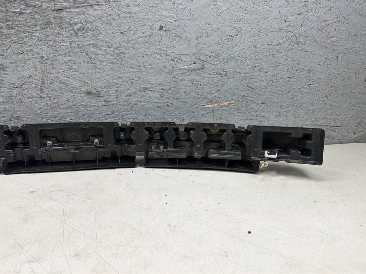 2017-2020 Toyota Sienna L30 Rear Bumper Impact Energy Absorber 52615-08030 OEM