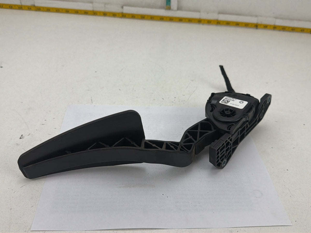 2013-2018 Ram 1500 Accelerator Gas Pedal Assembly Position Sensor 68043161AC OEM