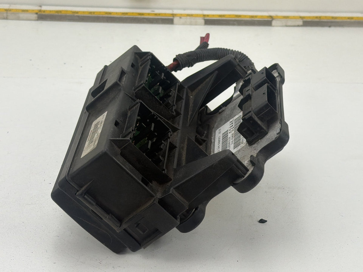 2005-2009 Jeep Commander Totally Integrated Power Module (TIPM) Fusebox OEM