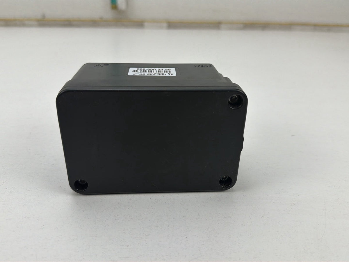 2010-2014 Mercedes-Benz E-Class-Vacuum Pump Seat Control 0008003348 OEM