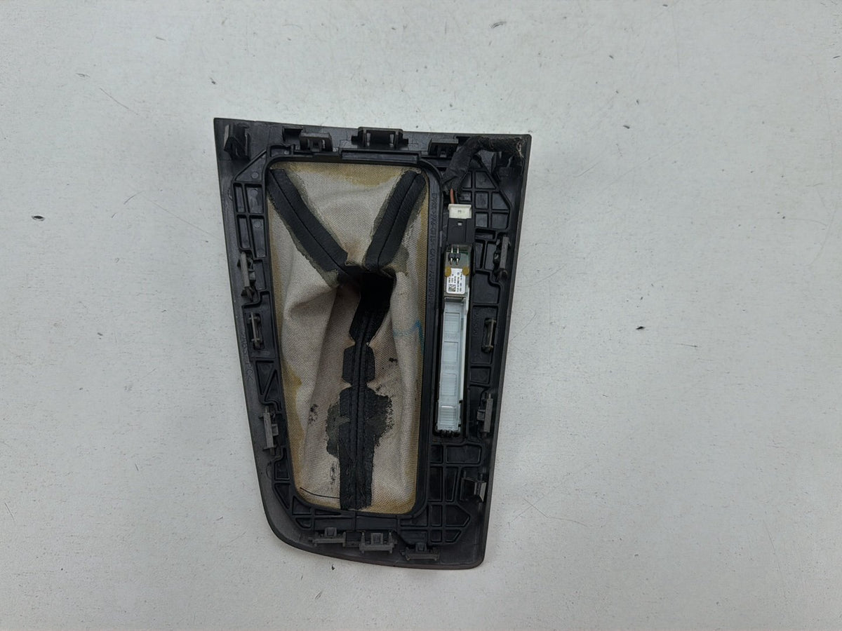 2012-2018 Ford Focus Center Console Gearshift Surround Trim Bezel 75C812 OEM