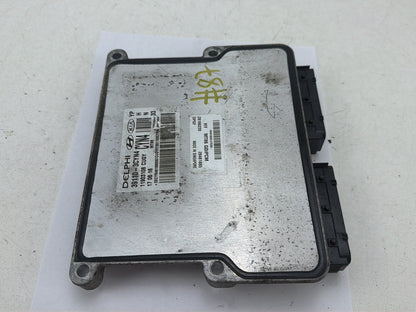 2016-2017 Kia Sedona - Engine Computer Control Module 39110-3CYN4 OEM