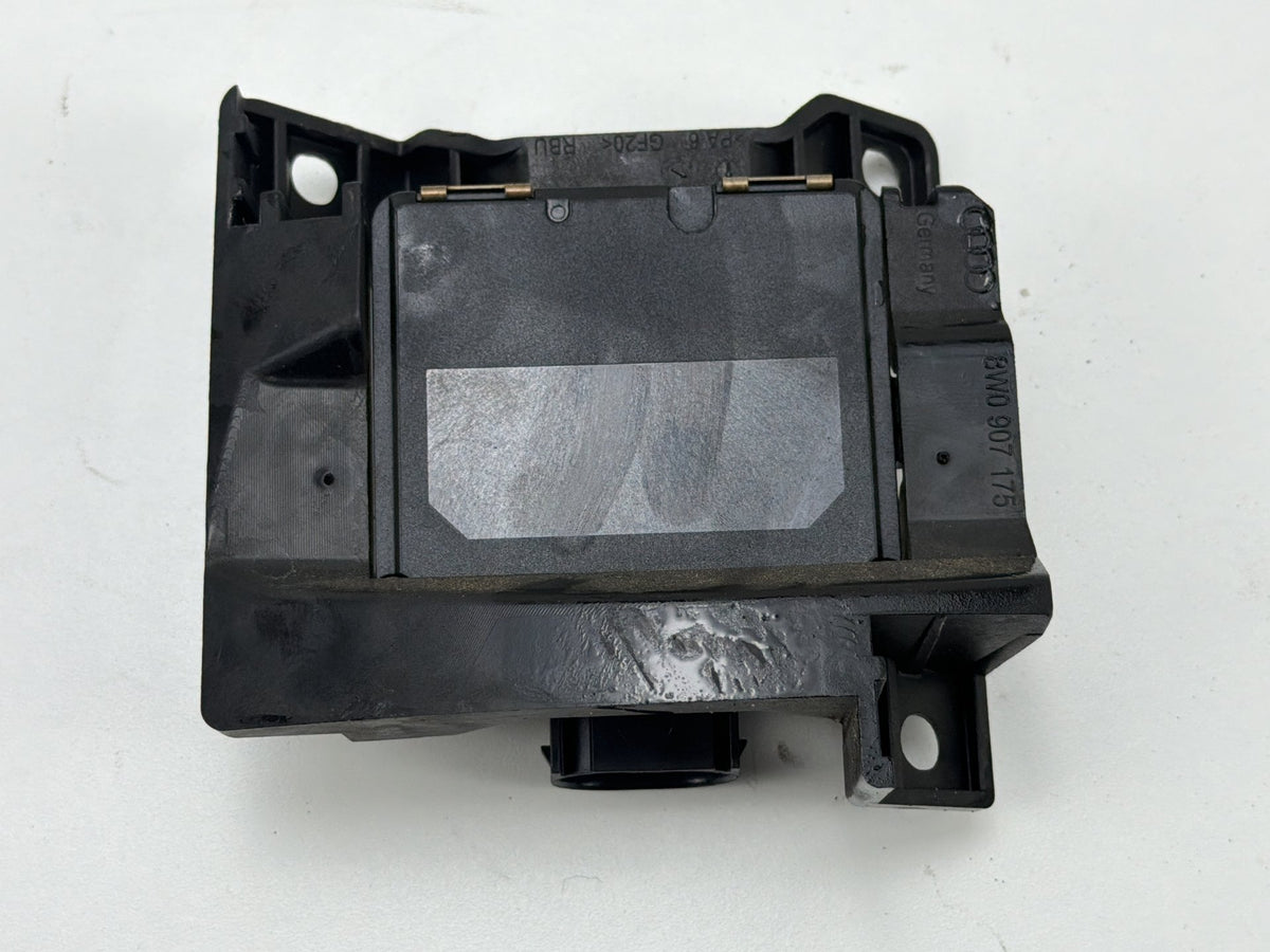 2017-2019 Audi A4 - Left Rear Blind Spot Radar Sensor 4M0 907 590 D OEM