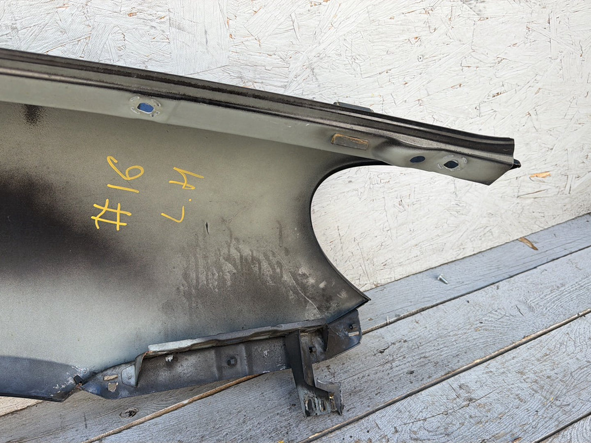 2003-2006 Porsche Cayenne Front Left Side Fender 95550303101 OEM
