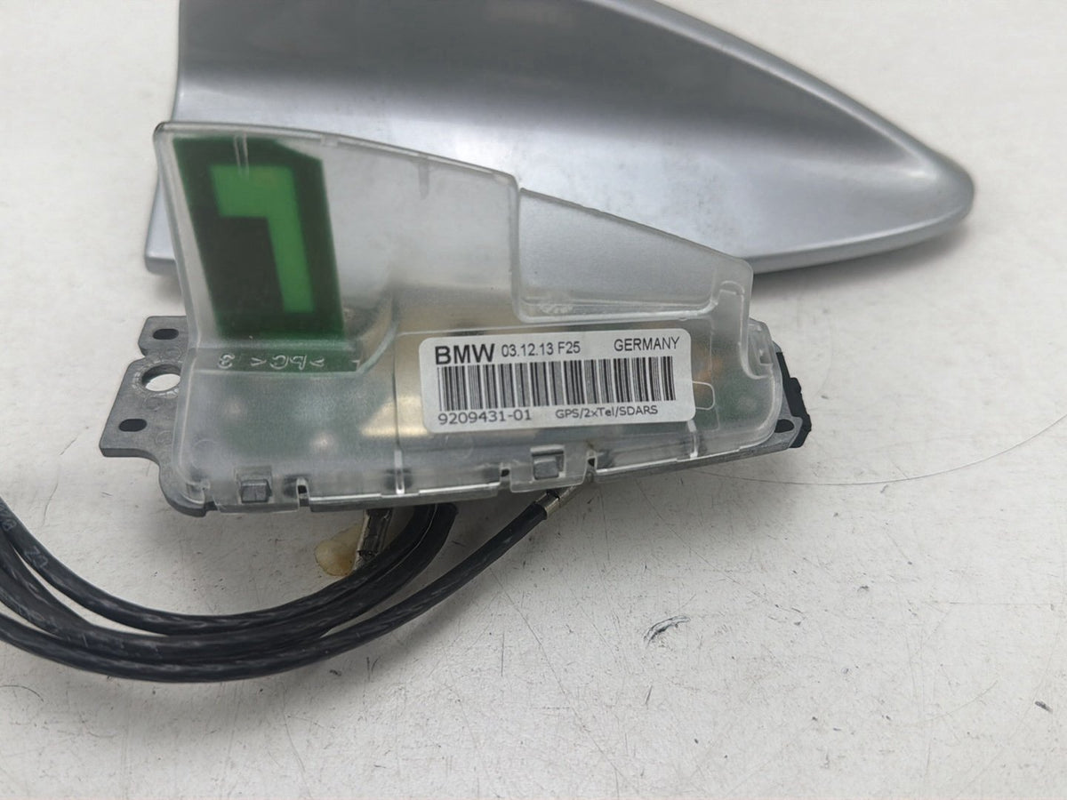 2011-2017 BMW X1 E84 Roof Shark Fin GPS Navigation Antenna Module 9209431-01 OEM