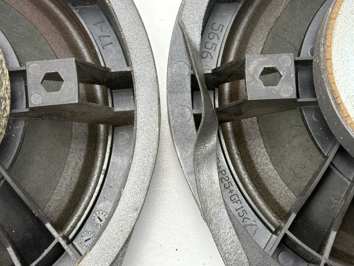 2011-2016 Chevrolet Cruze Rear Left & Right Side Door Audio Speaker Set of 2 OEM
