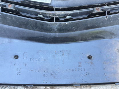 2004-2009 Toyota Prius W20 Hatchback Front Bumper Cover OEM