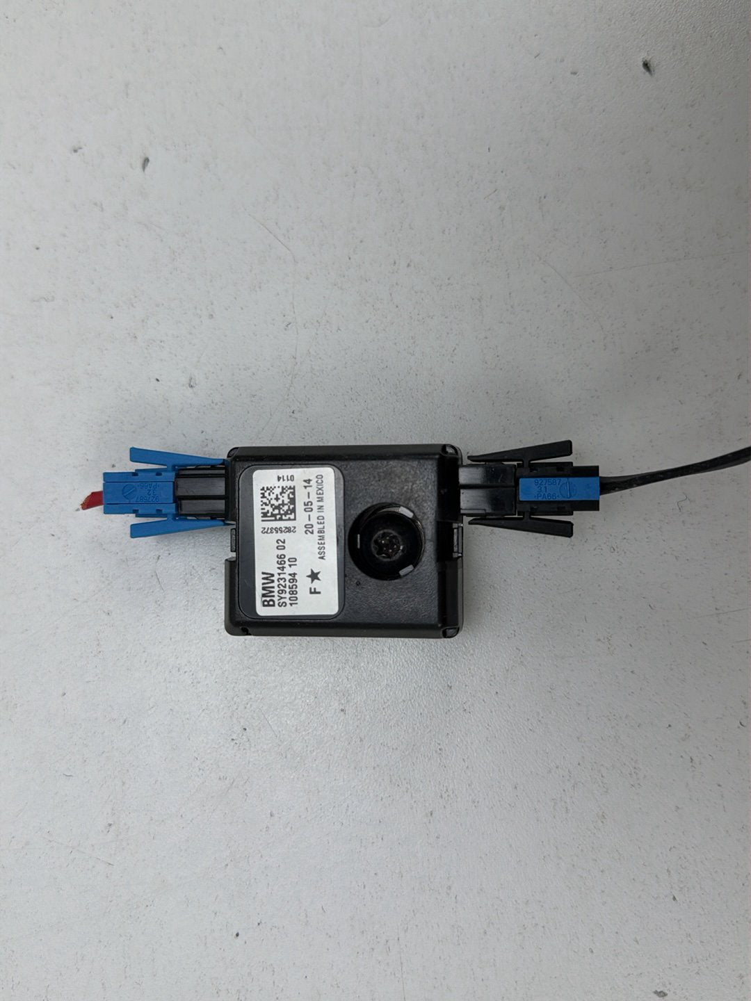 2014-2016 BMW 228i F22-Radio Antenna Control Module SY9231466 02 OEM