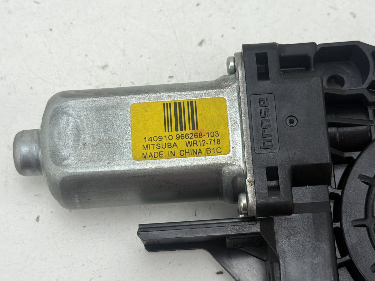 2011-2018 Volvo S60 Front Left Driver Side Door Window Motor 966268-103 OEM