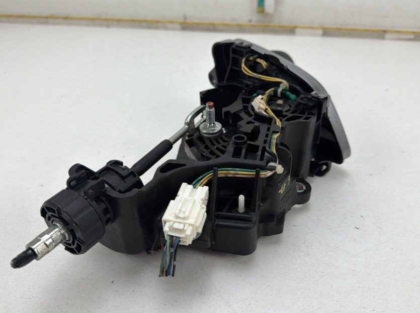 2011-2013 Honda Odyssey Automatic Transmission Gear Shifter Lever OEM