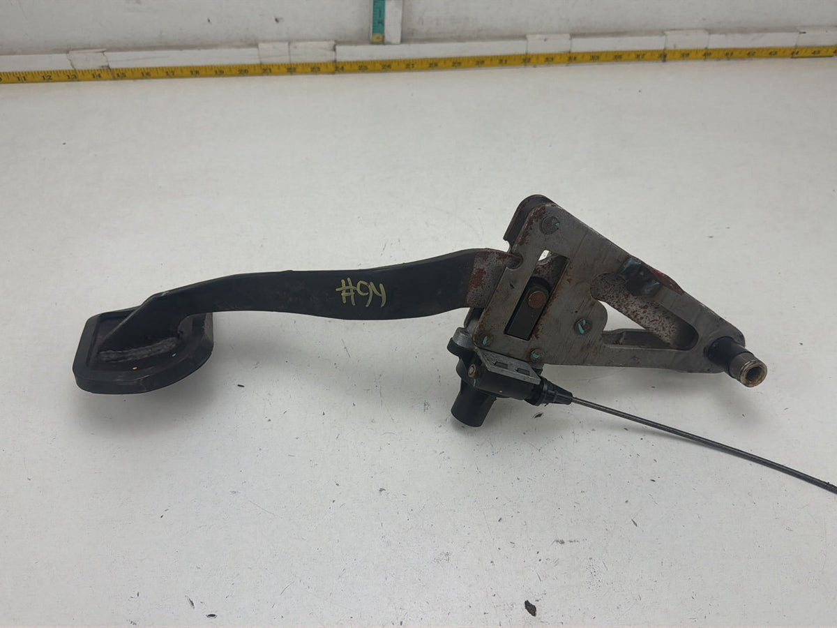 2003-2006 Lincoln Navigator Automatic Accelerator Brake Pedal OEM