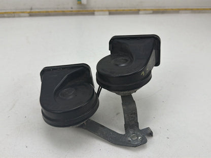 2011-2016 Chevrolet Cruze J300 Low & High Pitch Tone Horn Set AO46495 OEM