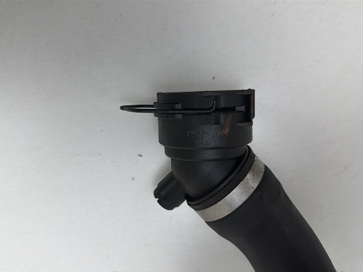 2012-2016 BMW X1 E84-Right Front Lower Radiator Cooling Hose 7620603 OEM