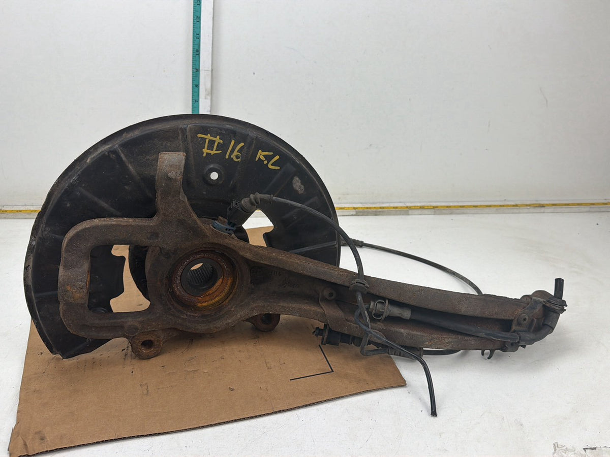 2004-2006 Porsche Cayenne 9PA- 3.2L Front LH Driver Side Knuckle Hub Spindle OEM