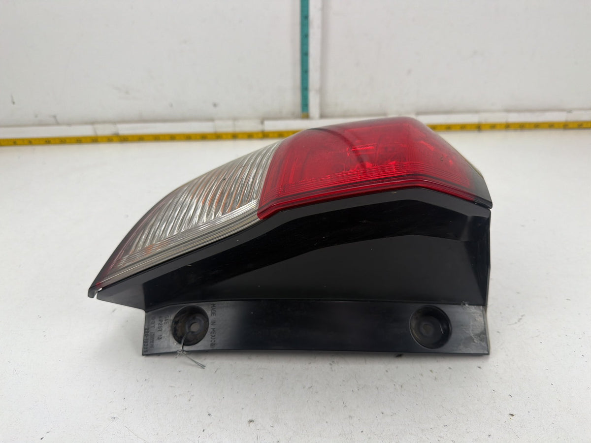2016-2018 Honda HR-V Left Driver Side Quarter Panel Mounted Tail Light OEM
