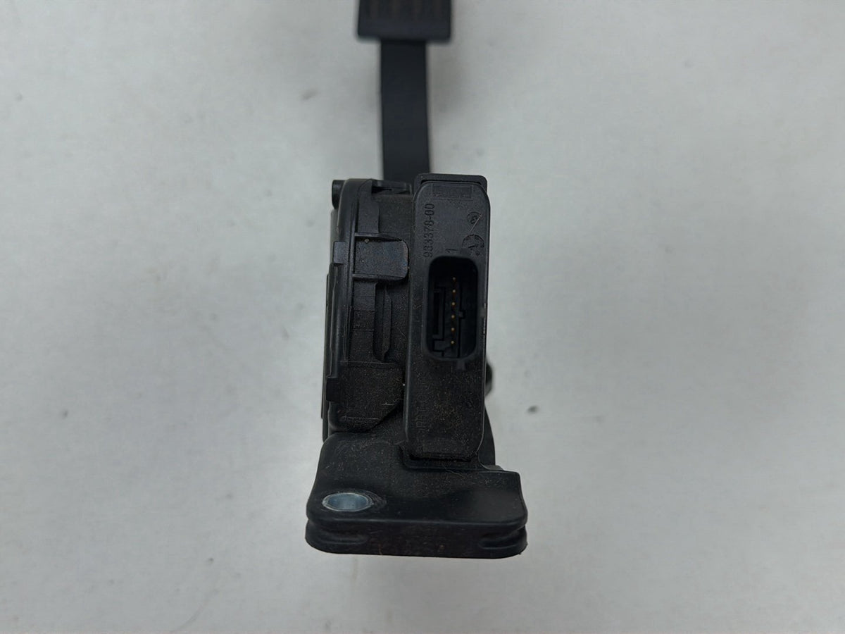 2012-2014 Ford Focus MK2 Gas Accelerator Pedal Assembly BV619F836AB OEM