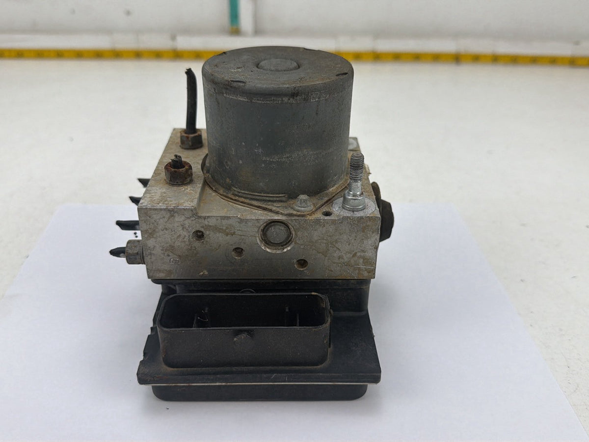2013-2015 Fiat 500 ABS Anti Lock Brake Pump Control Unit P68073251AG OEM