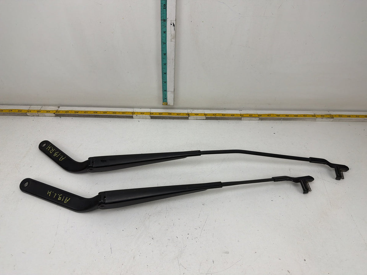 2007-2013 BMW X5 E70 Front Left & Right Side Windshield Wiper Arm Set OEM
