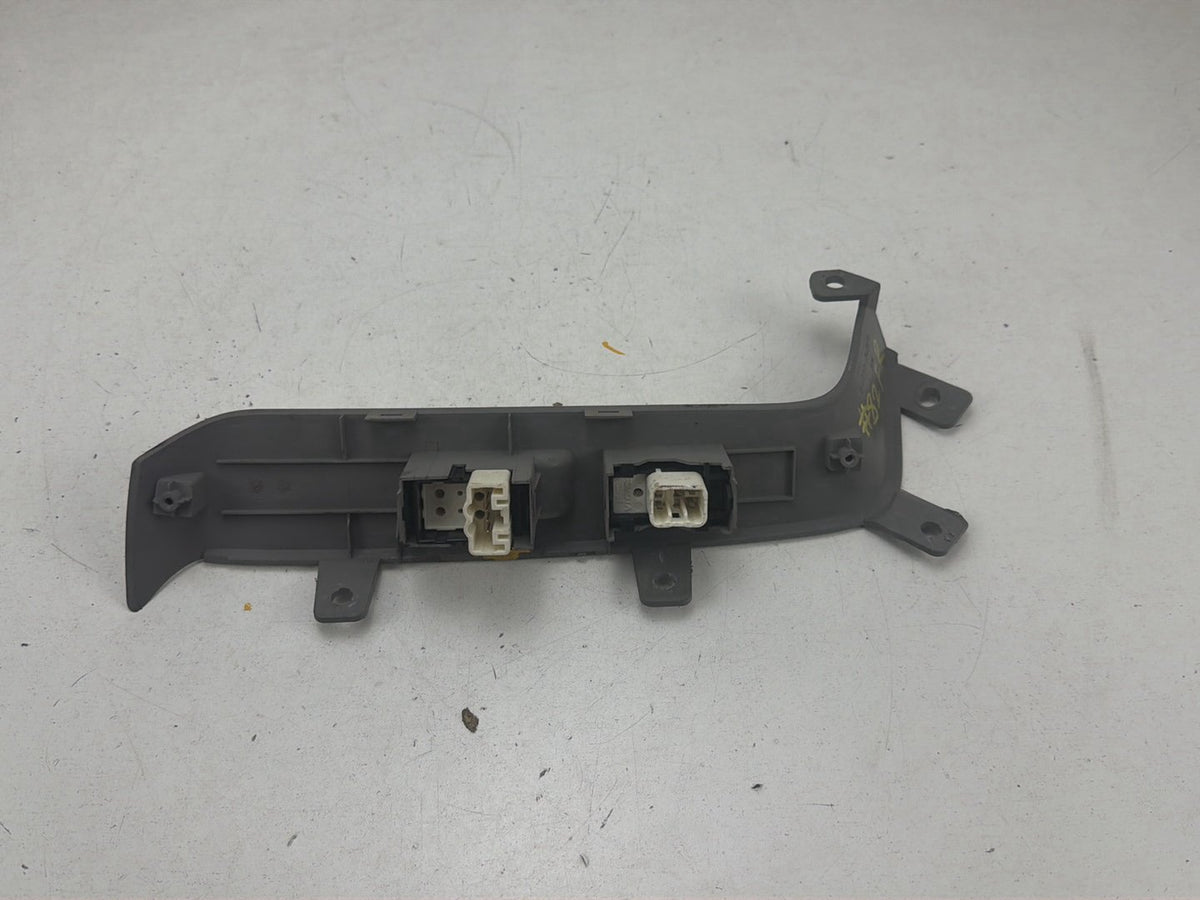 2003-2009 Toyota 4Runner Front Right Side Door Window Switch w/ Bezel Trim OEM